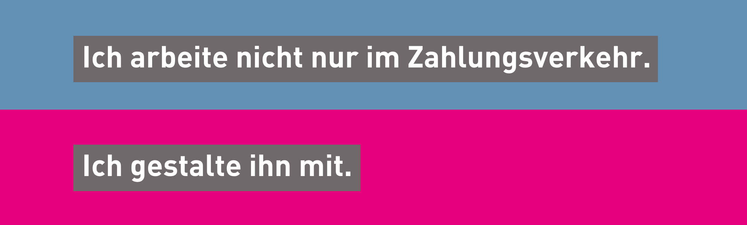 Mann arbeitet am Laptop